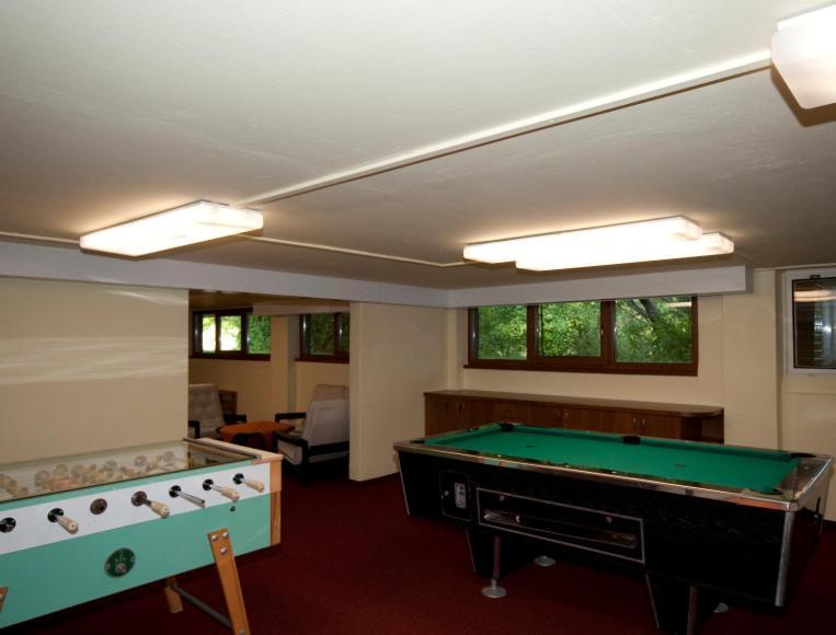 Relax Inn Šoporňa Bagian luar foto